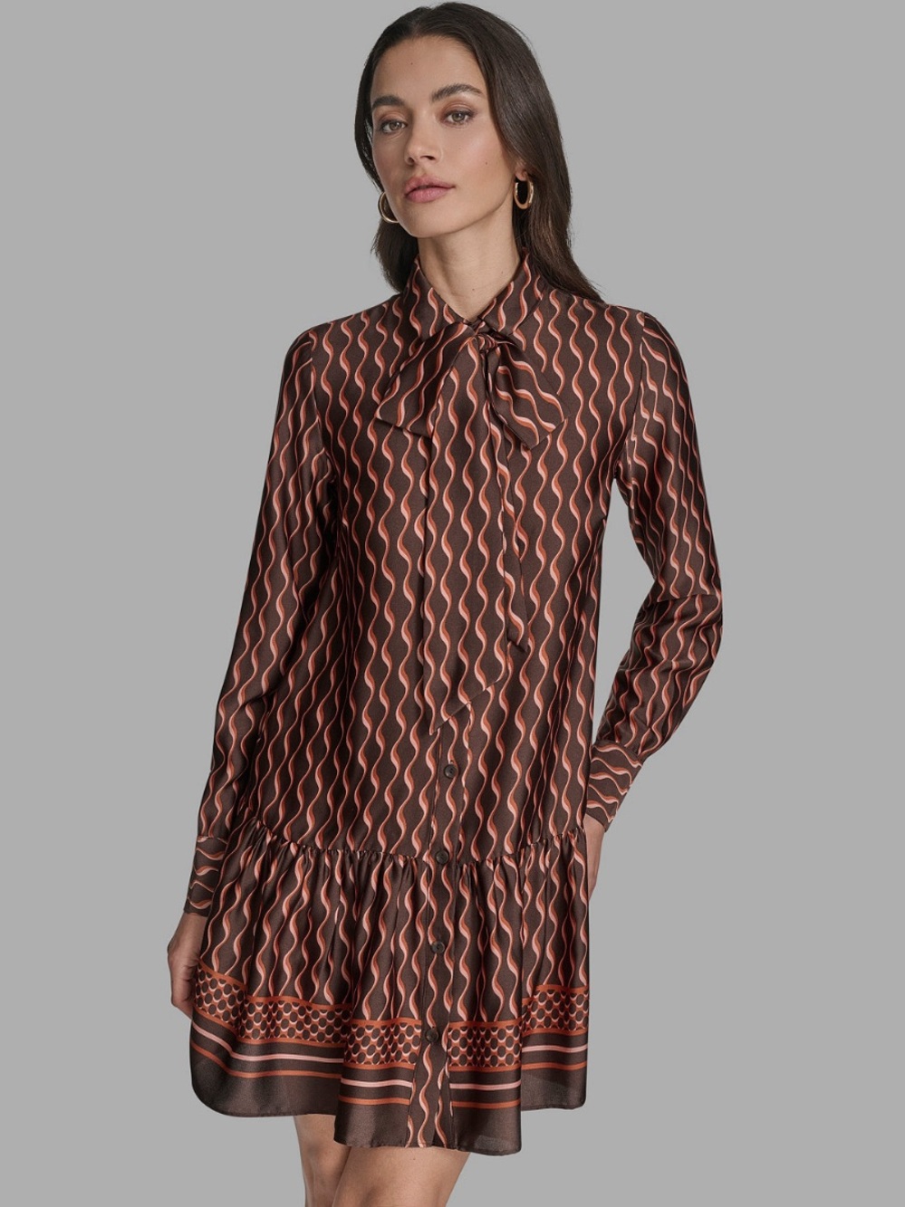 BCBG Women's Satin Tie-Neck Long-Sleeve Shift Dress